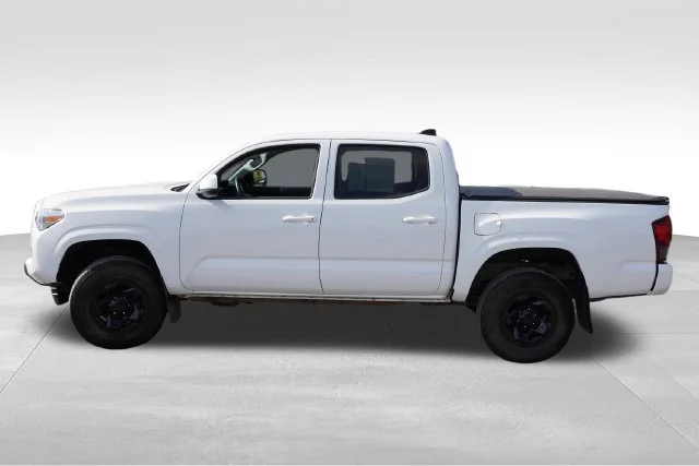 Certified Used 2023 White Toyota SR image 11