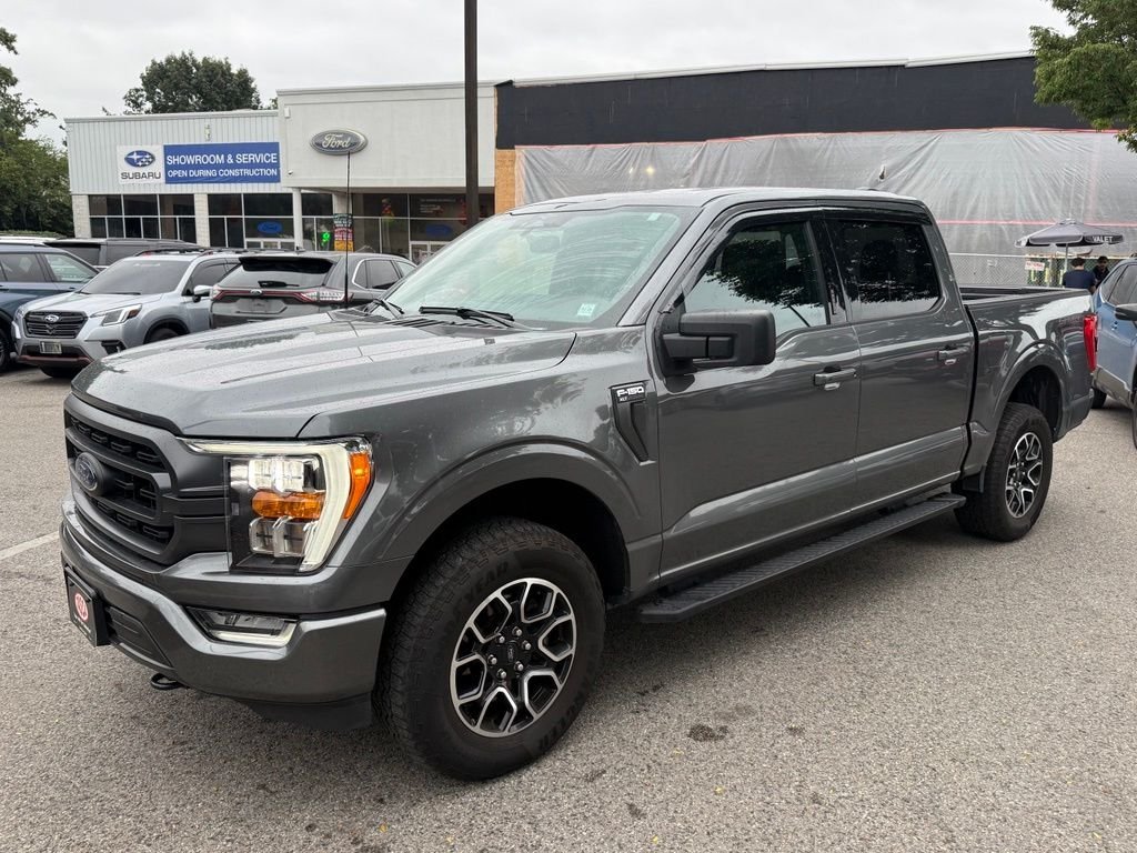 Used 2023 Gray Ford XLT image 4