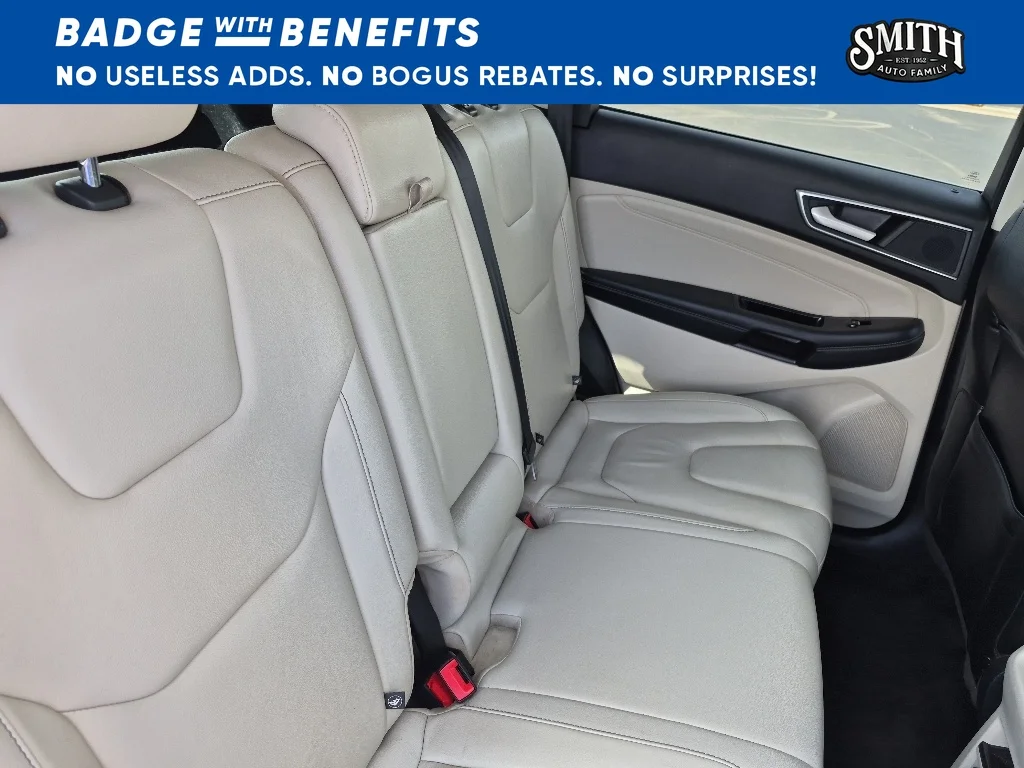 Used 2018 White Gold Metallic Ford Titanium image 14