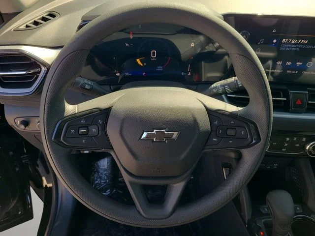 New 2026 Mosaic Black Metallic Chevrolet LT image 20