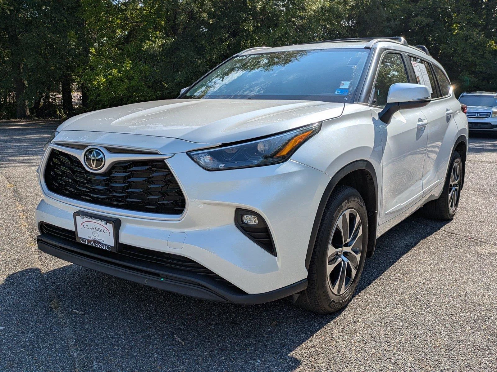 Used 2023 Wind Chill Pearl TOYOTA  image 8