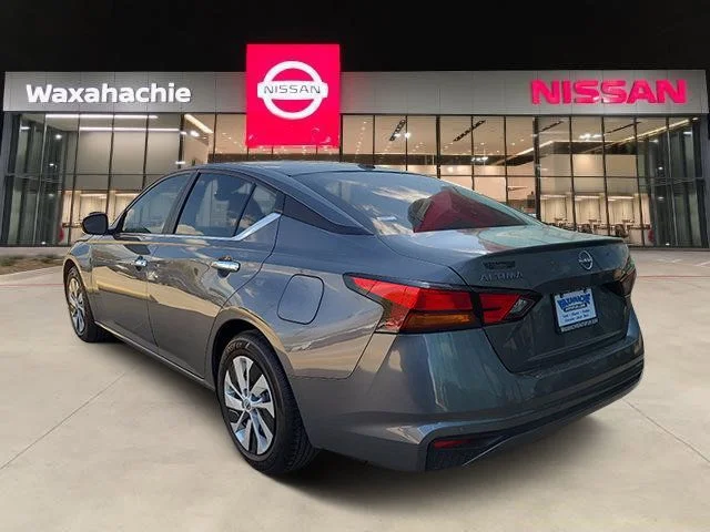 Used 2025 Gray Nissan 2.5 S image 4