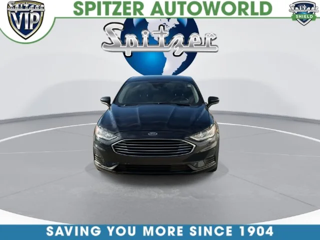 Used 2020 Blue Ford SE image 6