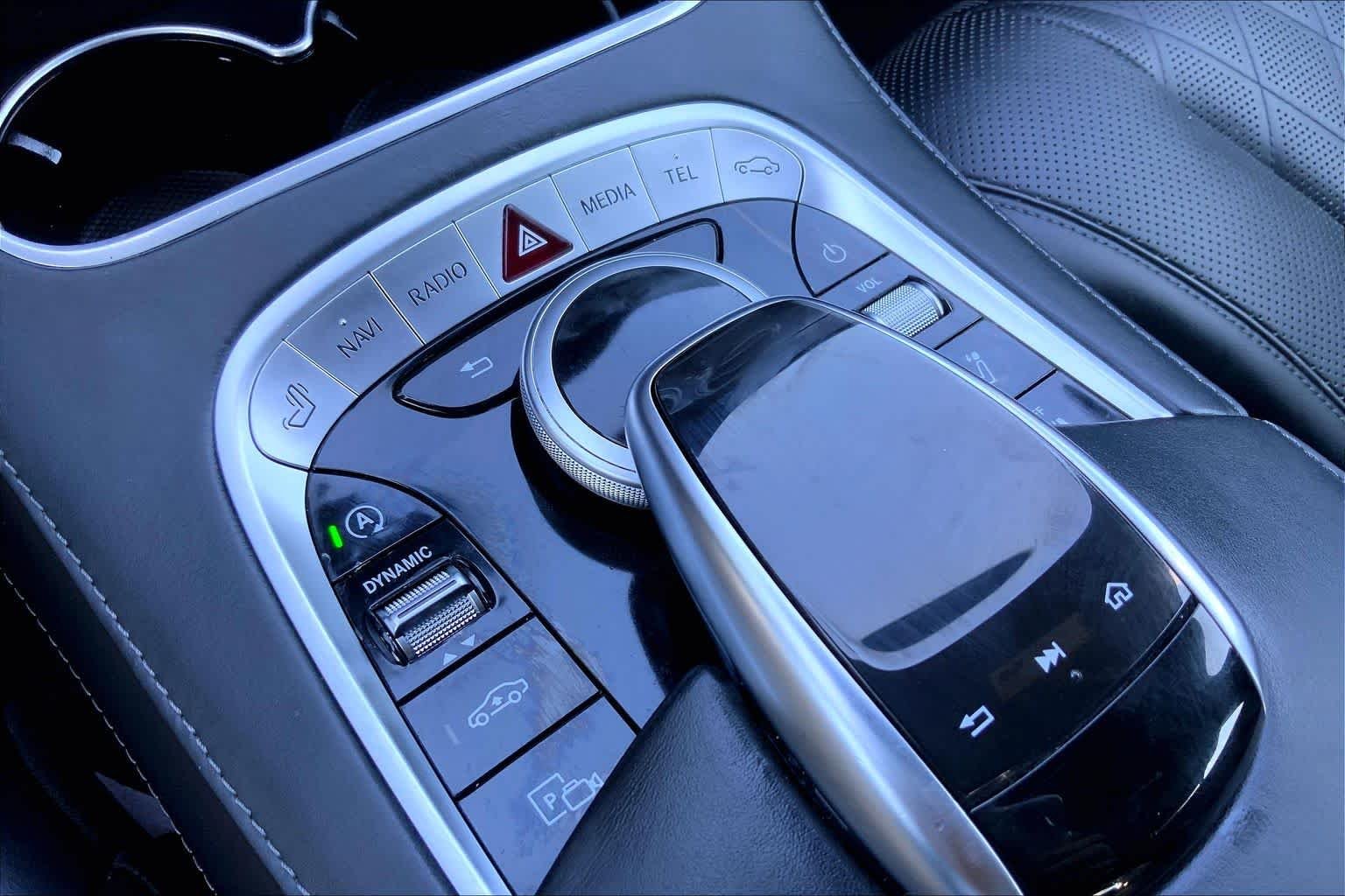 Used 2019 Obsidian Black Metallic Mercedes-Benz S 560 image 35