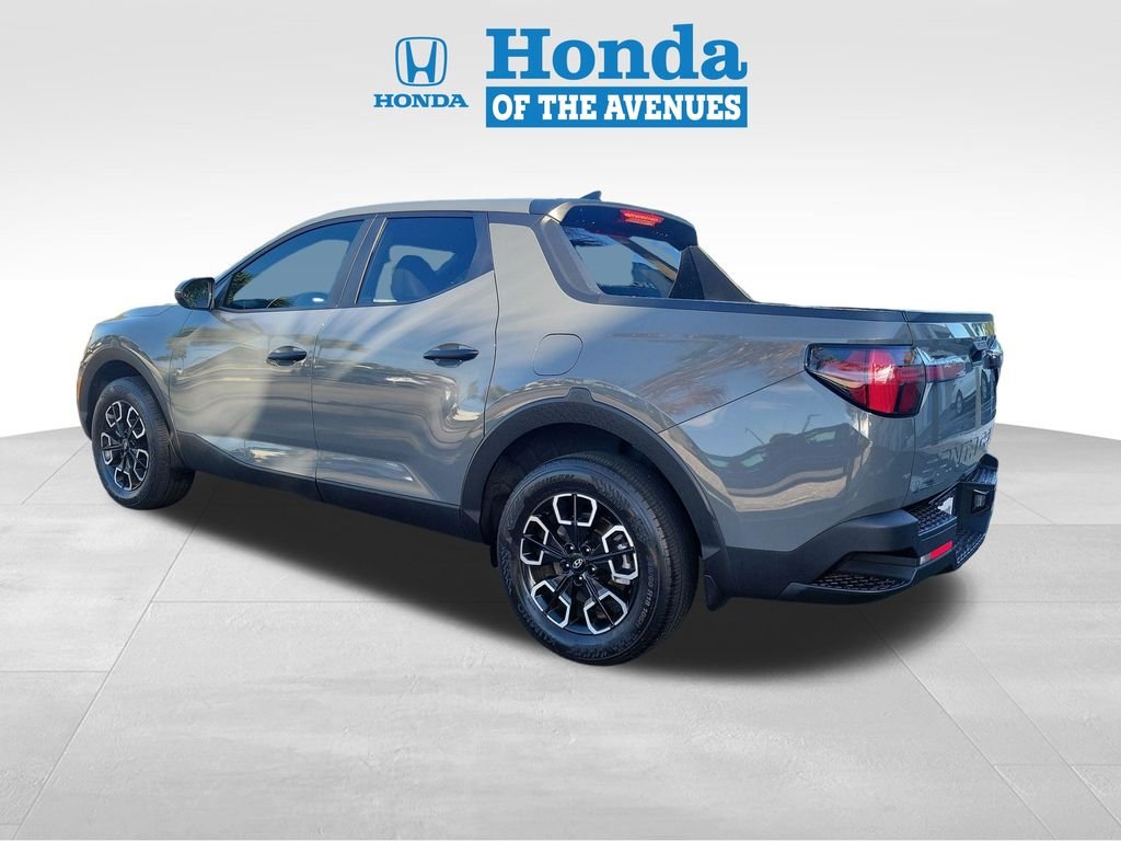 Used 2023 Gray Hyundai SEL image 3
