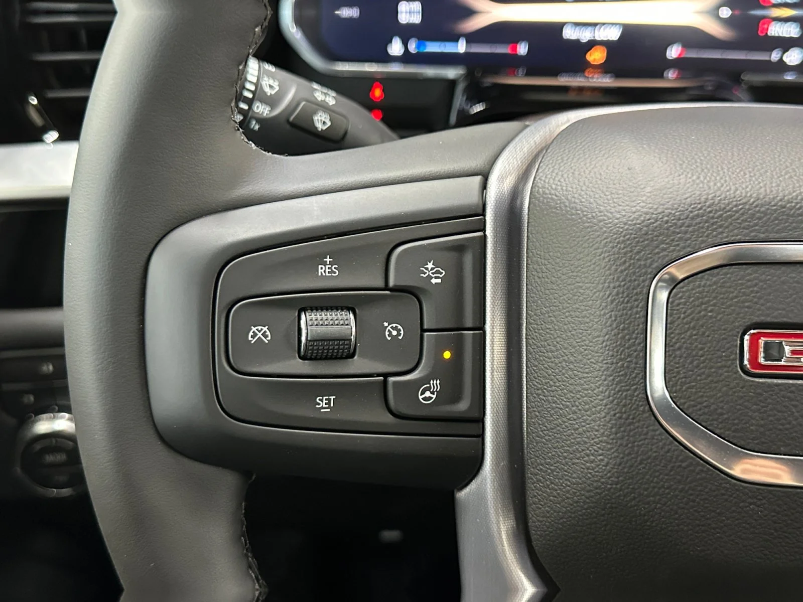 New 2026 Onyx Black GMC SLE image 27