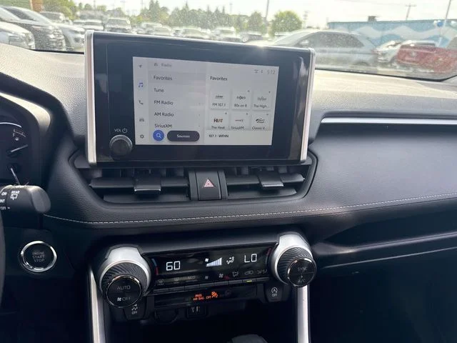 Used 2025  Toyota XLE image 20