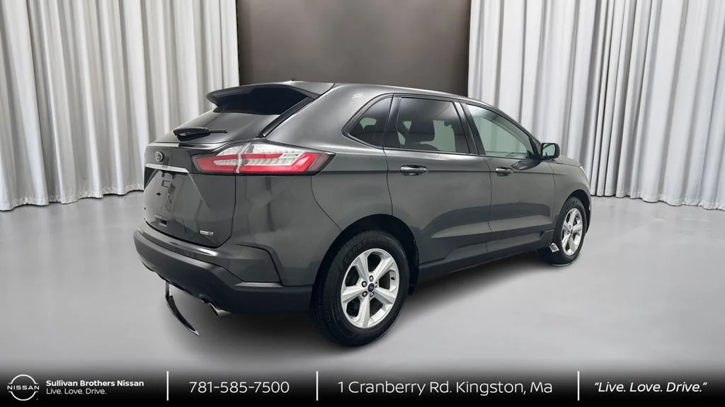 Used 2020 Gray Ford SE image 5