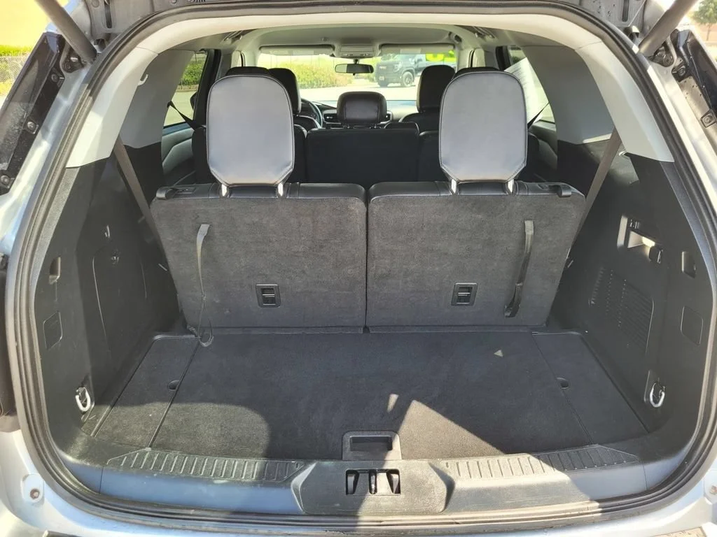 Used 2023 Iconic Silver Met Ford XLT image 10