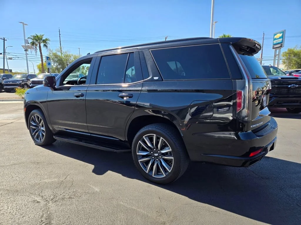 Used 2023 BLACK RAVEN Cadillac 4WD Sport image 4