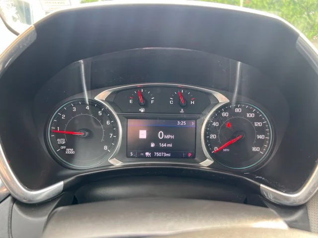Used 2021 Red Chevrolet Premier image 16