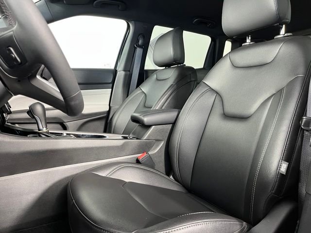 Used 2026 Black Jeep Limited image 17