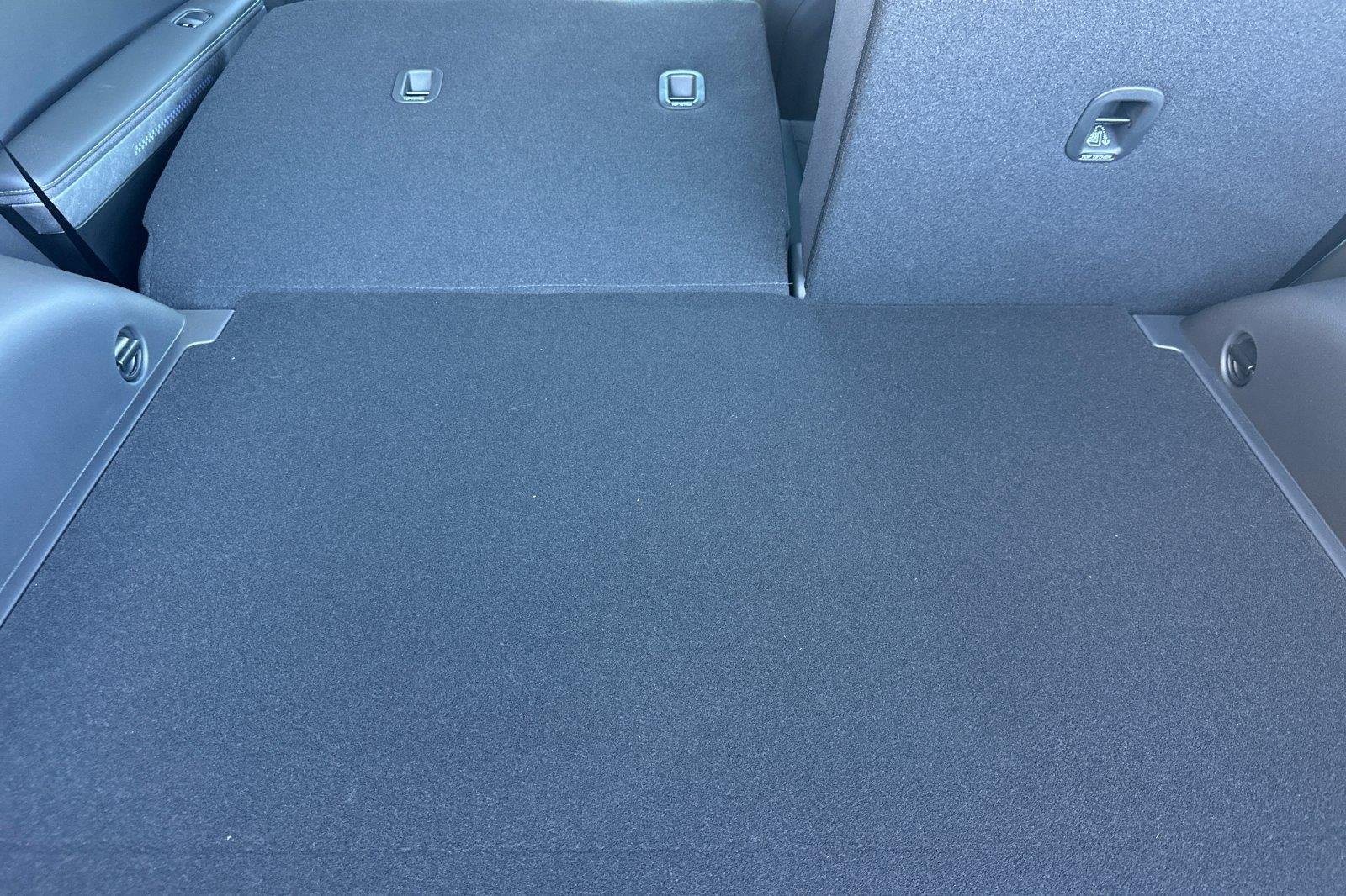 New 2025 Abyss Black Hyundai AWD image 36