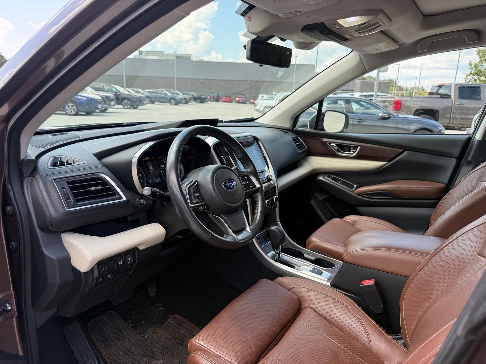 Used 2019 Brown Subaru Touring image 29