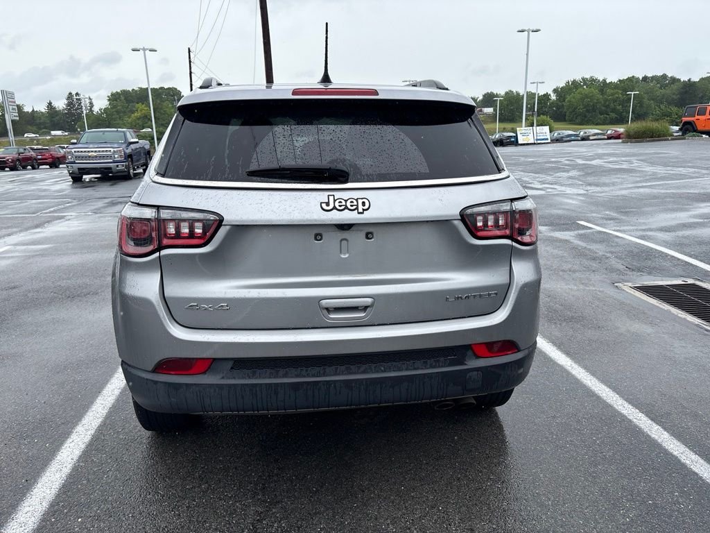 Used 2020 Silver Jeep Limited image 9