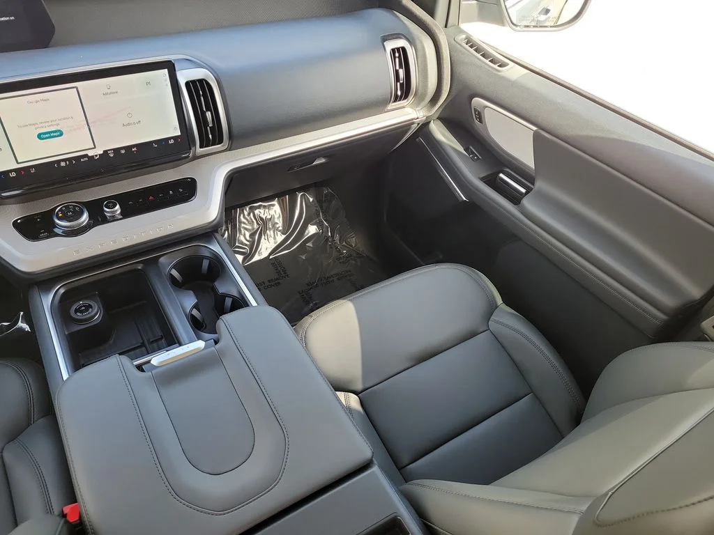 New 2026 Glacier Gray Metallic Tri-Coat Ford MAX Active image 12