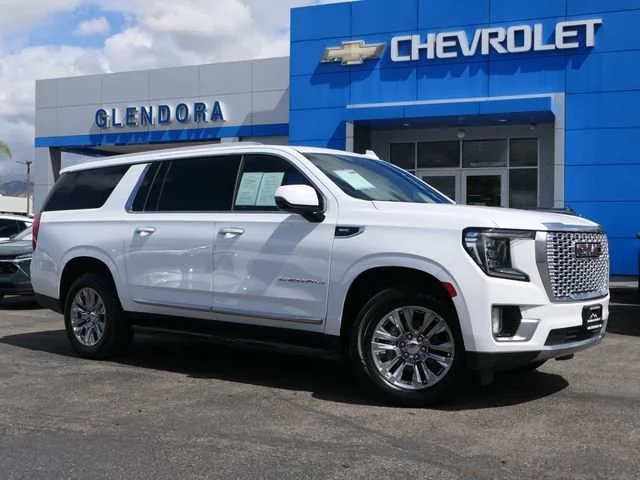 2024 GMC Yukon Denali AWD's photo