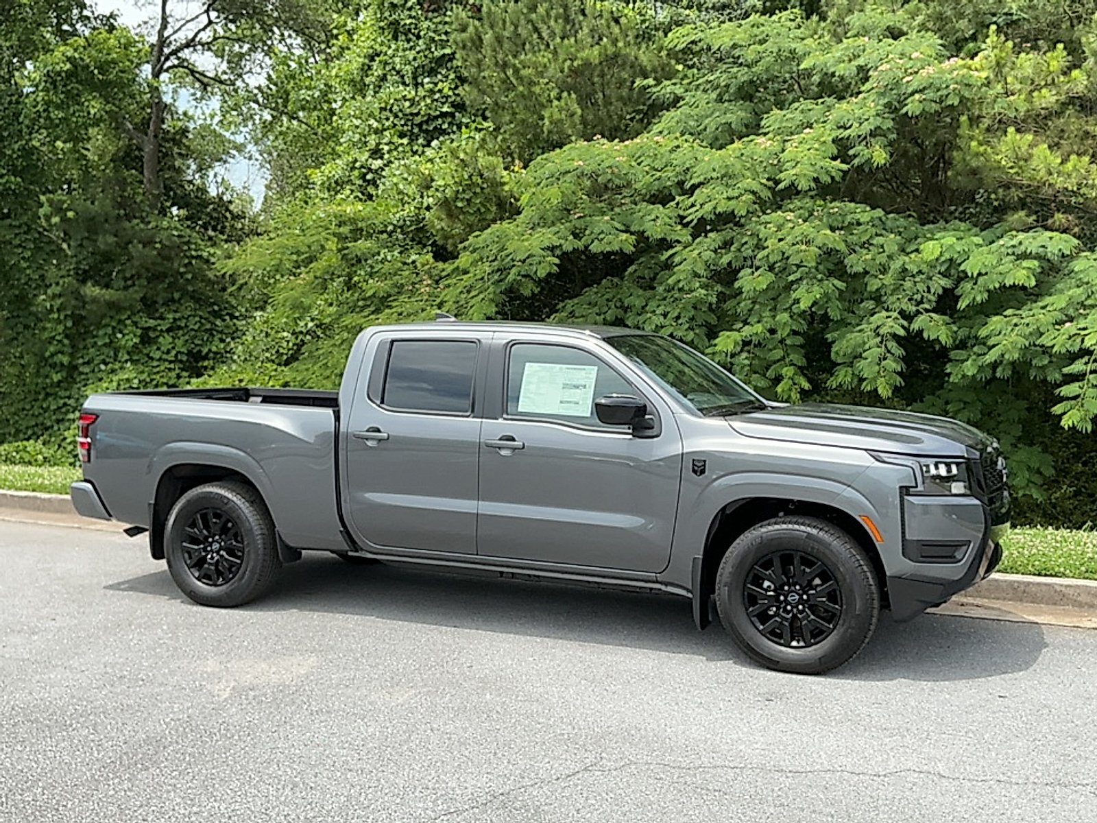 2026 Nissan Frontier SV Crew Cab 4X2 LWB's photo