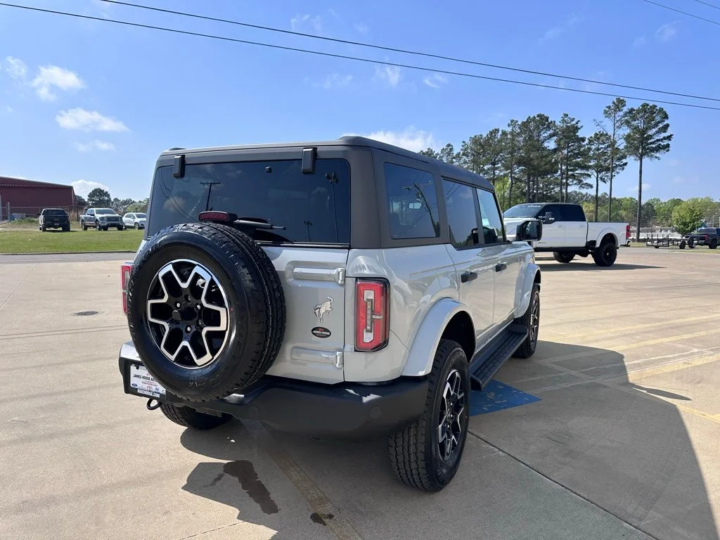 New 2026 Avalanche Ford Outer Banks image 4