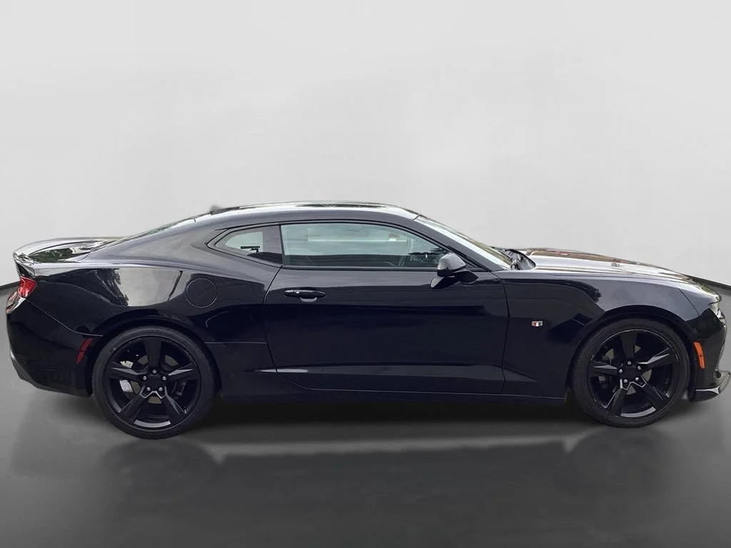 Used 2018 BLACK Chevrolet 1LT image 4