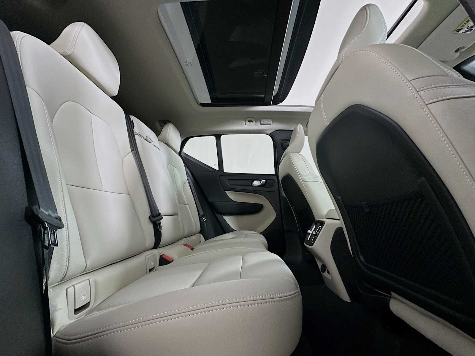 New 2026 Cloud Blue Volvo Ultra image 25