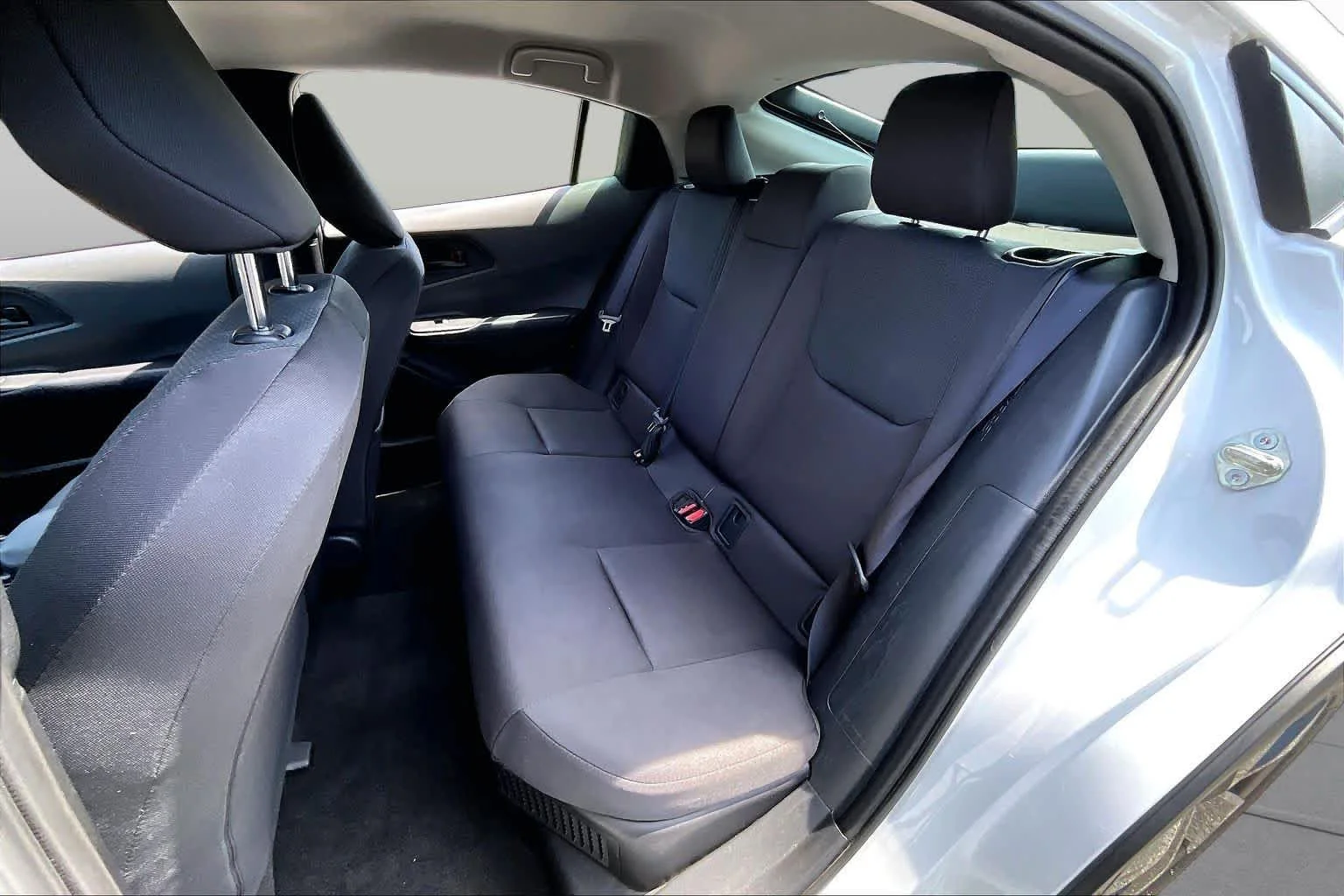 Used 2024 Wind Chill Pearl Toyota LE image 19