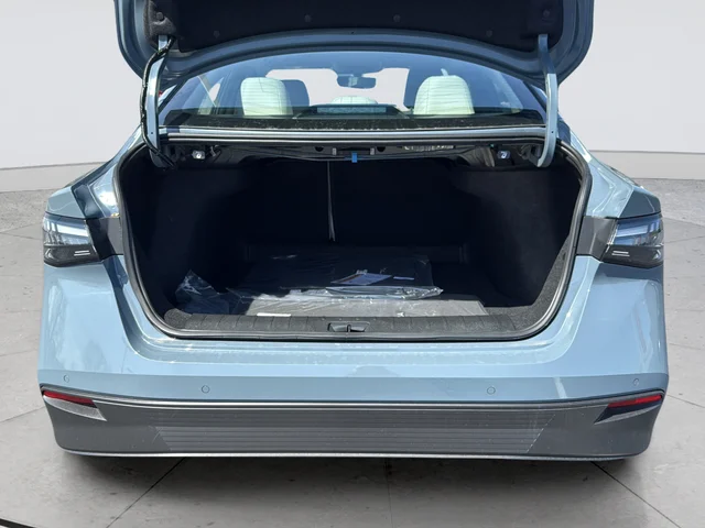 New 2026 Gray Nissan SL image 18