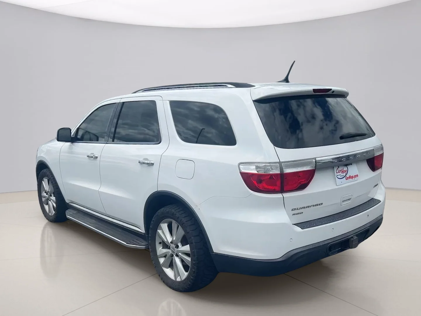Used 2013 White Dodge GLS image 4