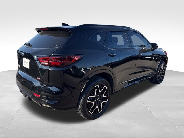Used 2023 Black Chevrolet RS image 5