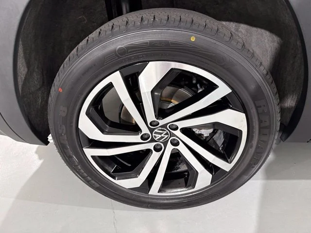 Used 2023 Gray Volkswagen SEL image 14
