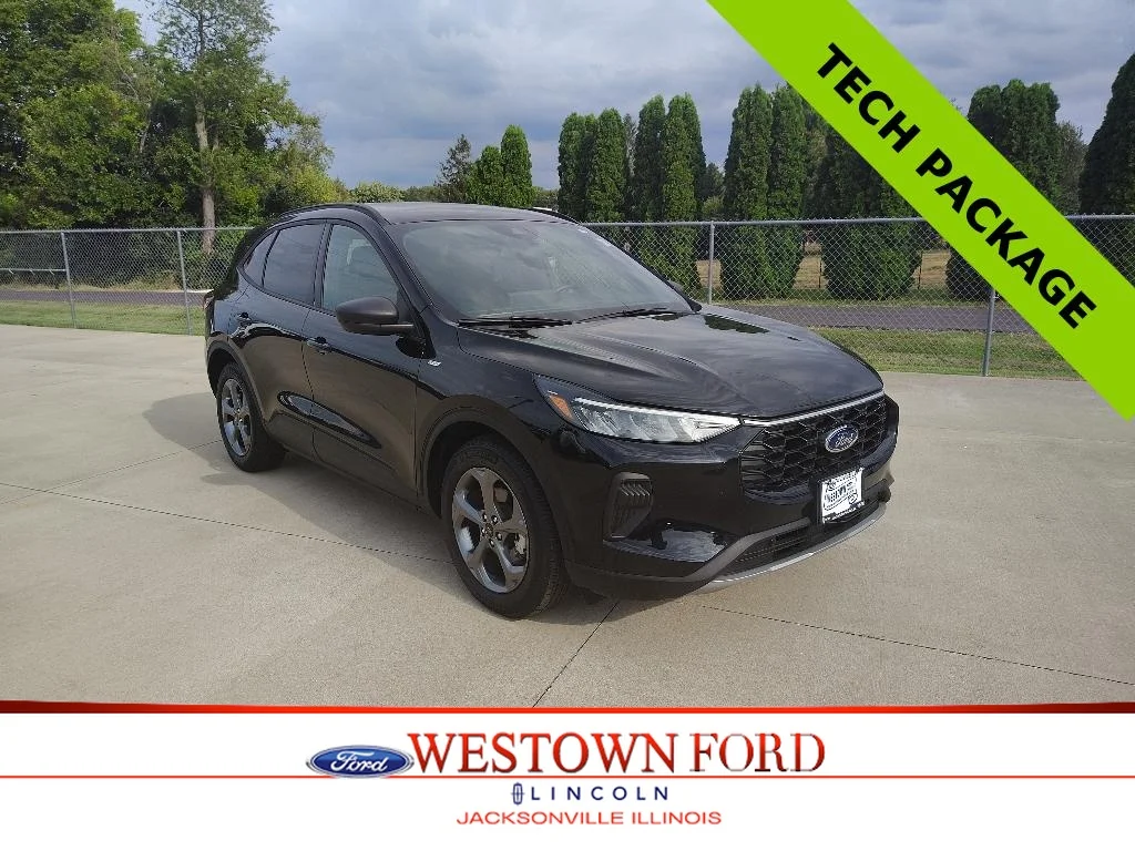 Used 2025 Agate Black Metallic Ford ST-Line image 1