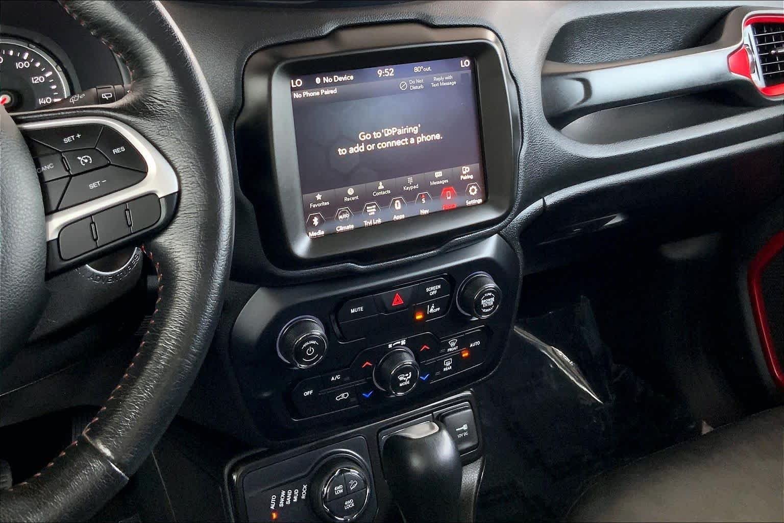 Pre-Owned 2023 Jeep Renegade Trailhawk