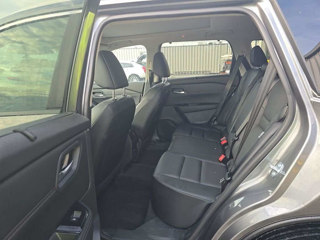 Used 2025 Gray Nissan SV image 6