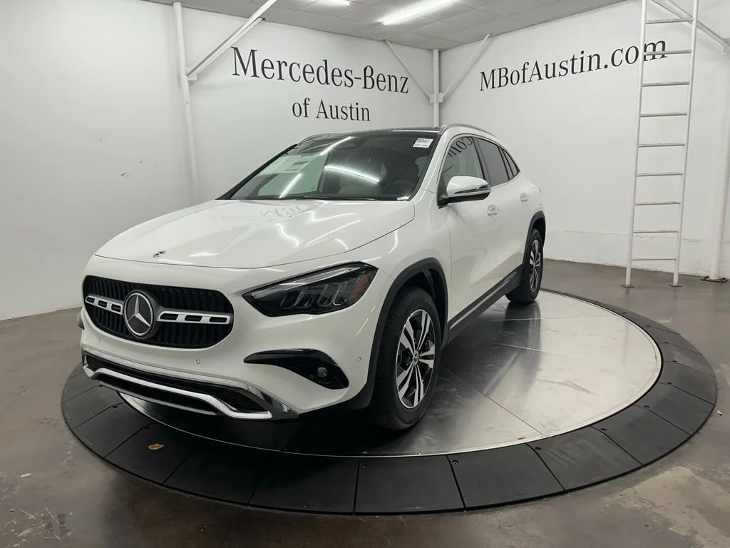 New 2026 White Mercedes-Benz GLA 250 image 3