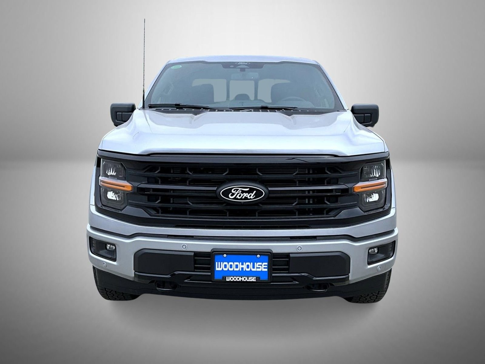 New 2026 Iconic Silver Metallic Ford XLT image 2