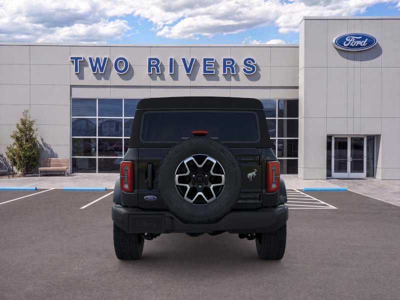 New 2026 Shadow Black Ford Outer Banks® image 5