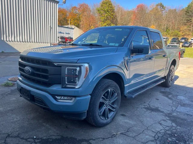 Used 2023  Ford Lariat image 9