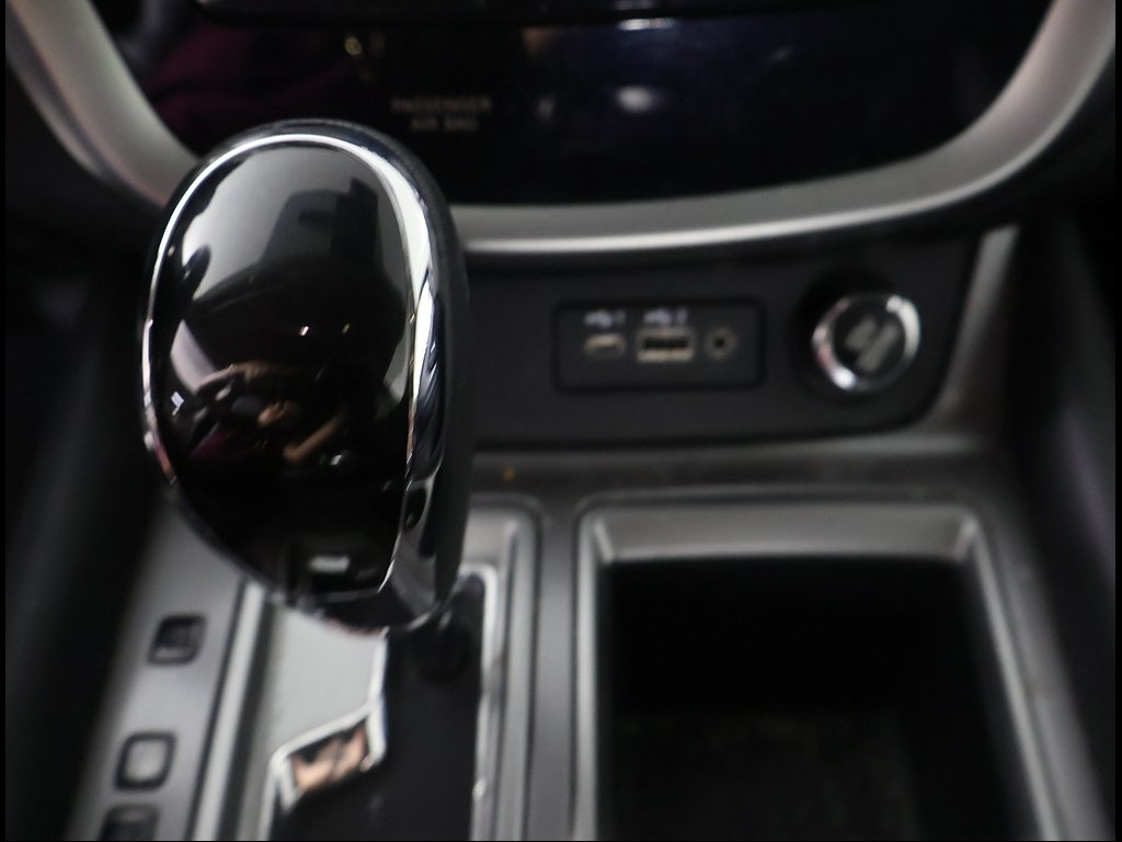 Used 2023 Super Black Nissan SV image 12