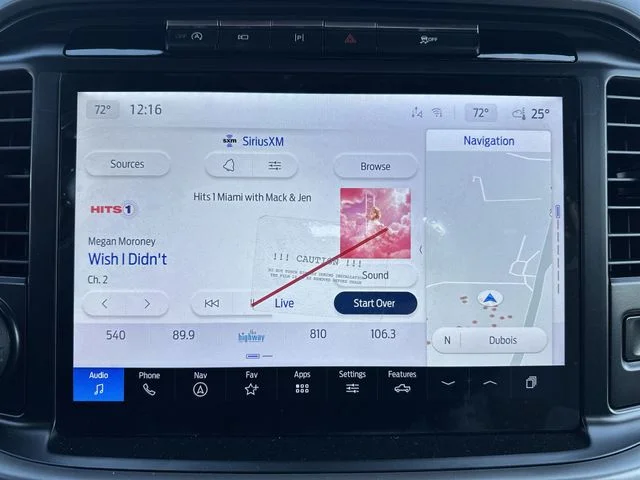 New 2024 Oxford White Ford XLT image 14