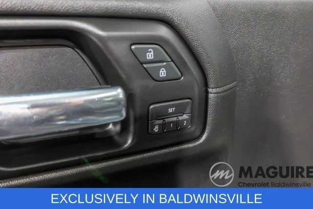 Used 2019 SHADOW GRAY METALLIC Chevrolet LTZ image 17