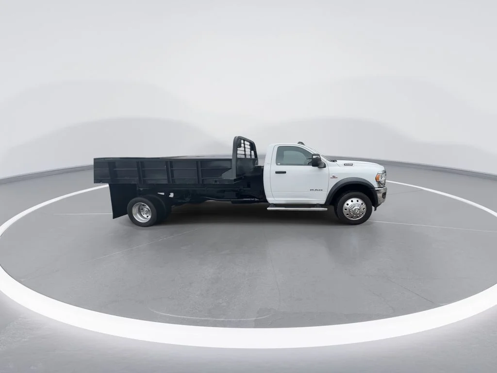 Used 2024 White Ram SLT image 2