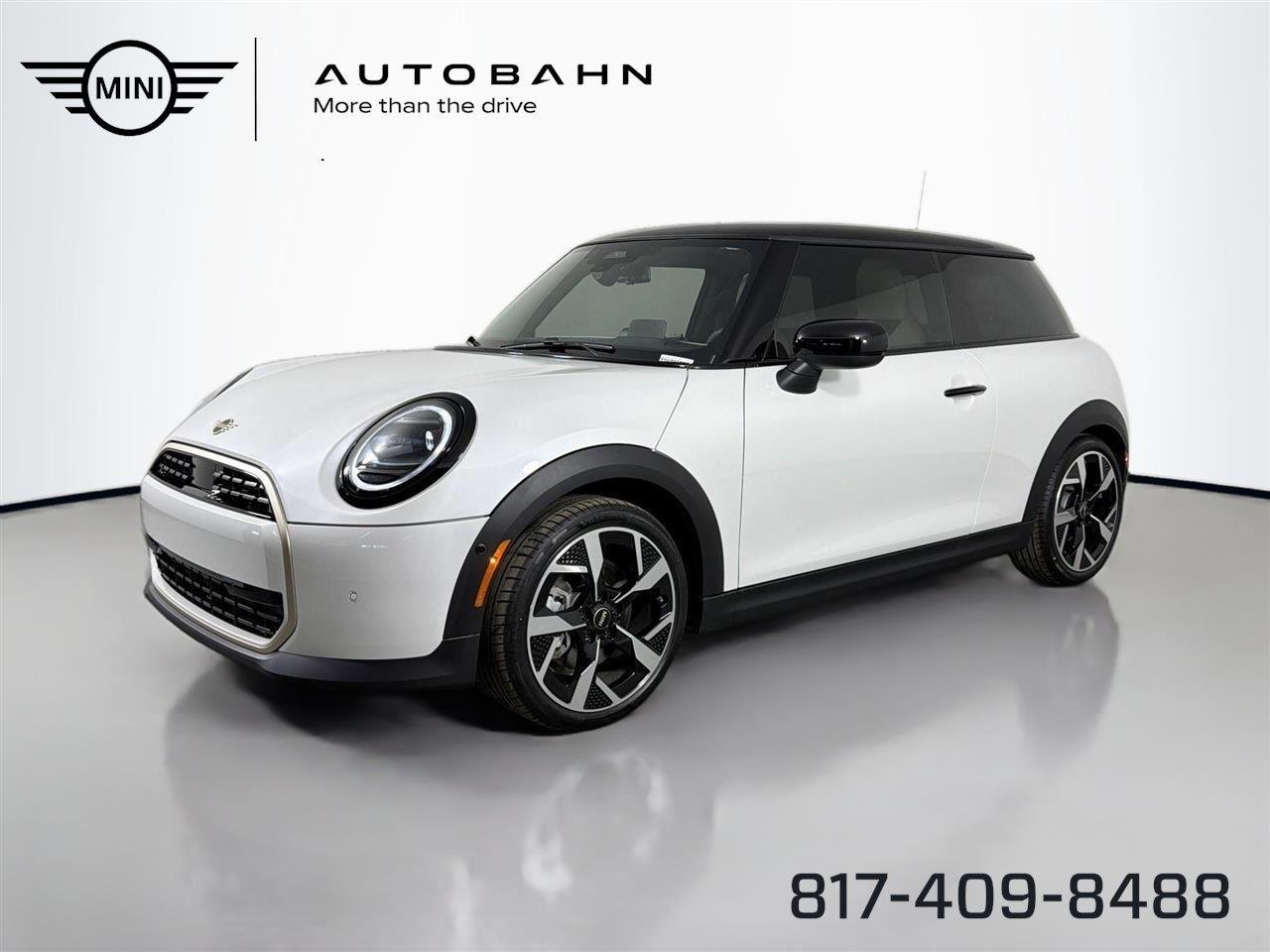 2026 MINI Hardtop's photo