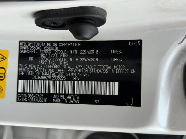 Used 2015 White Lexus  image 28
