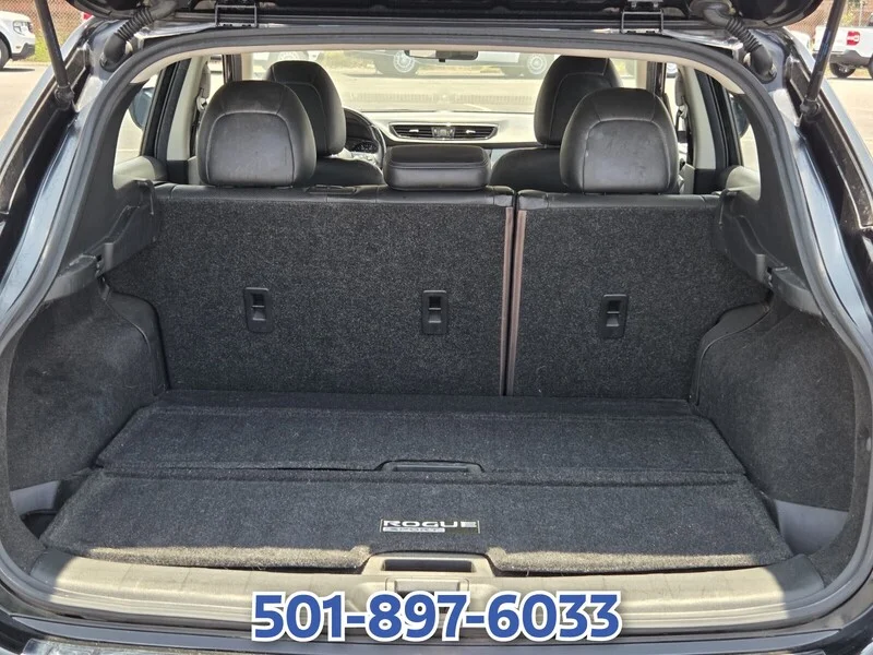 Used 2020 Magnetic Black Pearl NISSAN FWD SL image 13