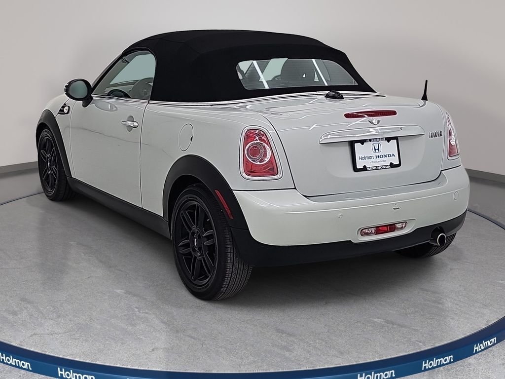 Used 2014 Silver MINI Base image 8
