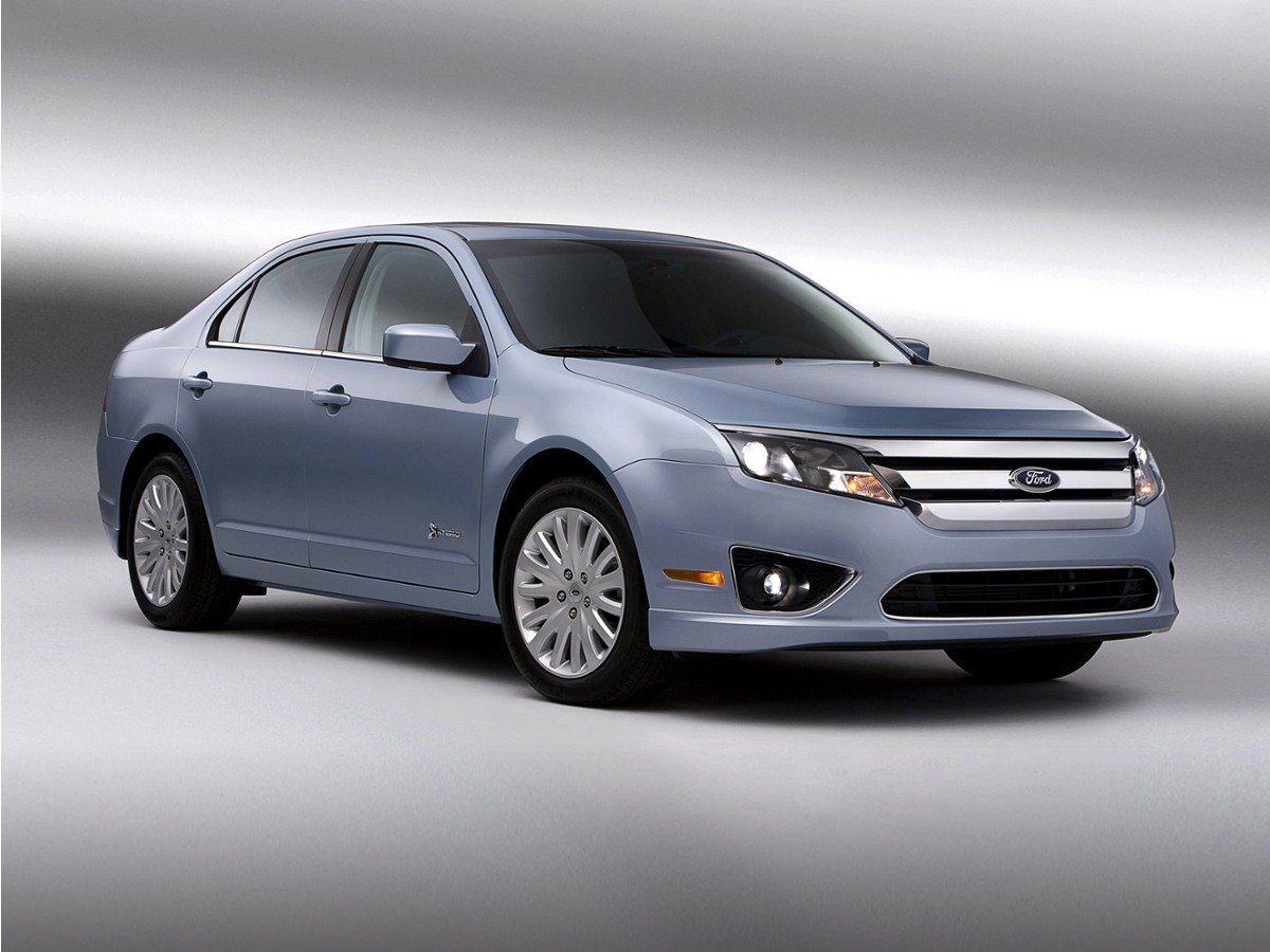 2010 Ford Fusion Hybrid's photo