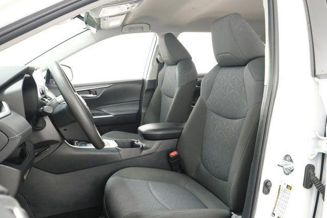 Certified Used 2025 ICE CAP Toyota  image 28