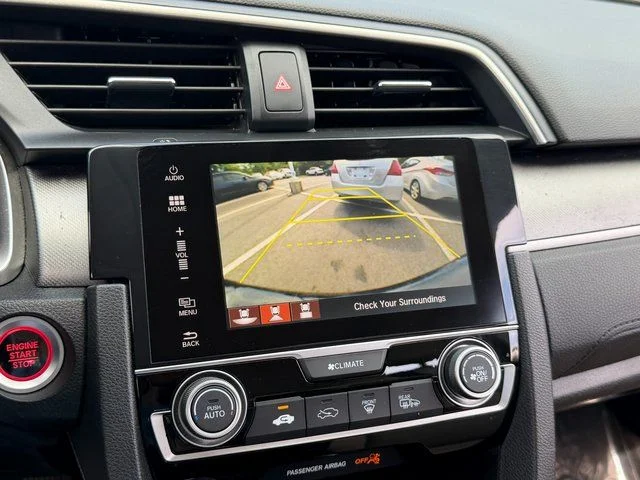 Used 2017  Honda EX image 19