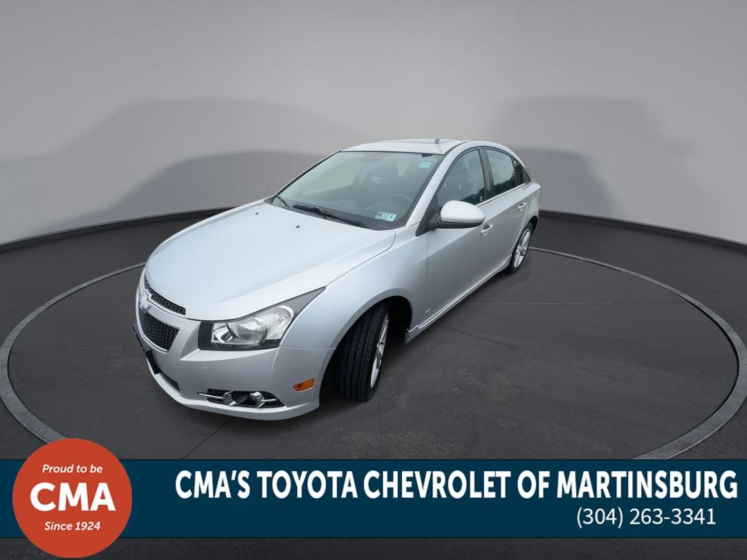 Used 2014 Silver Ice Metallic Chevrolet 2LT image 4