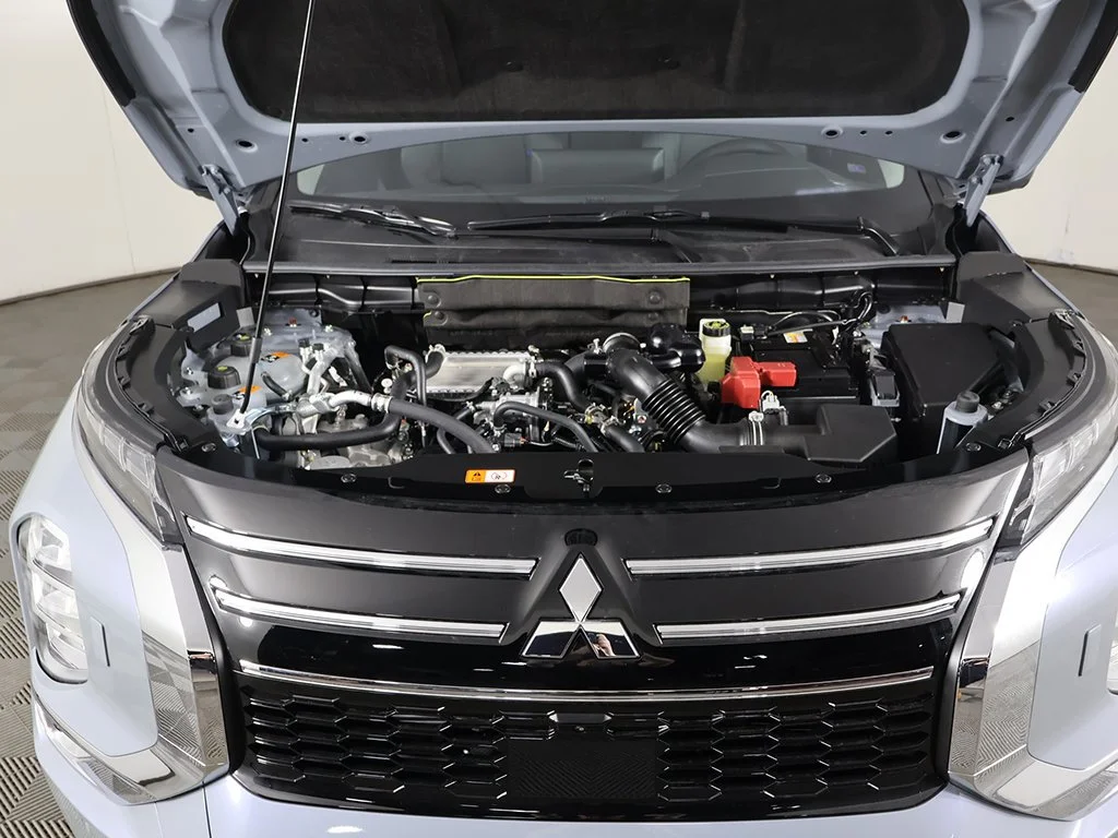 New 2026 Gray Mitsubishi SE 1.5T S-AWC image 22